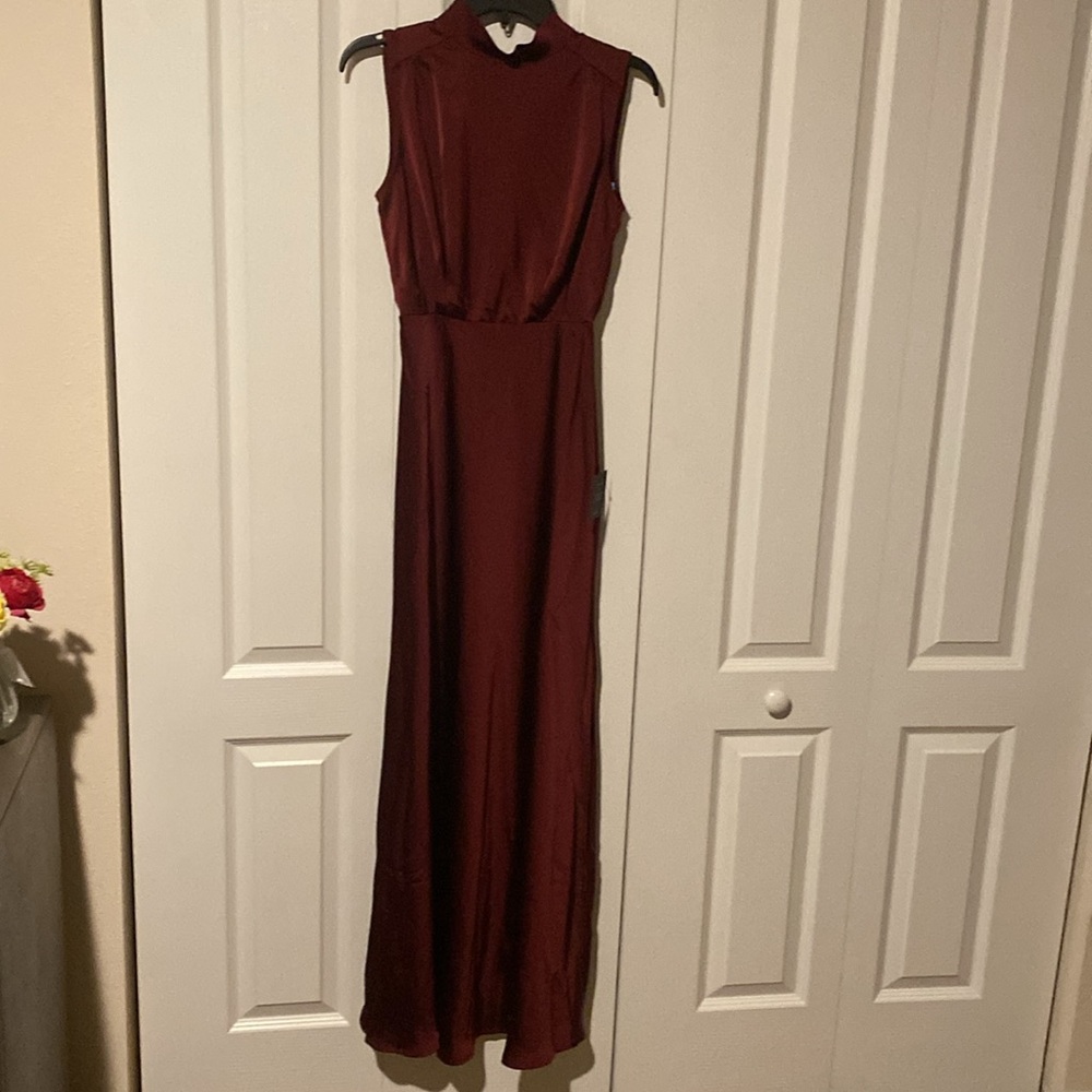 Stunning Lulu's Chic Burgundy Gown, X-Small, NWT